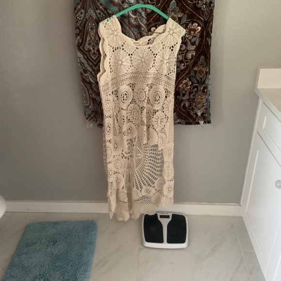 Cover over - Picture 4 of 5